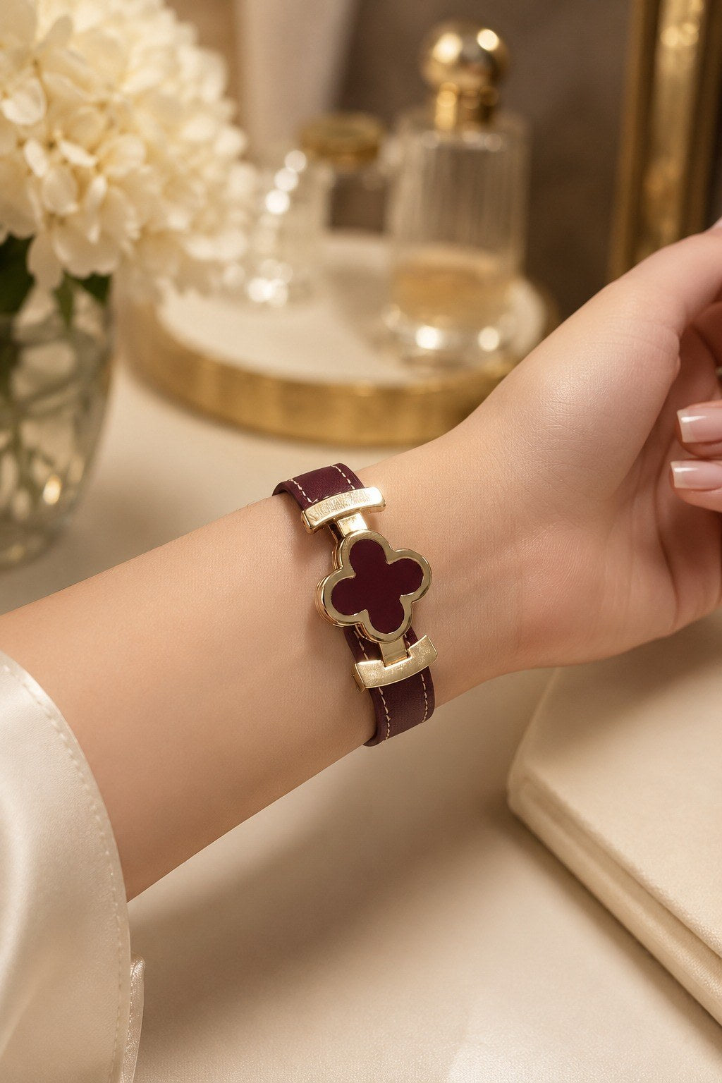 Siena Clover Apple Watch Kordon - Burgundy