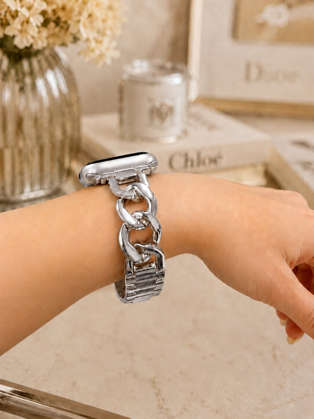 Milano Chain Apple Watch Kordon - Silver